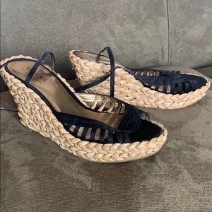 Guess wedge wicker sandals